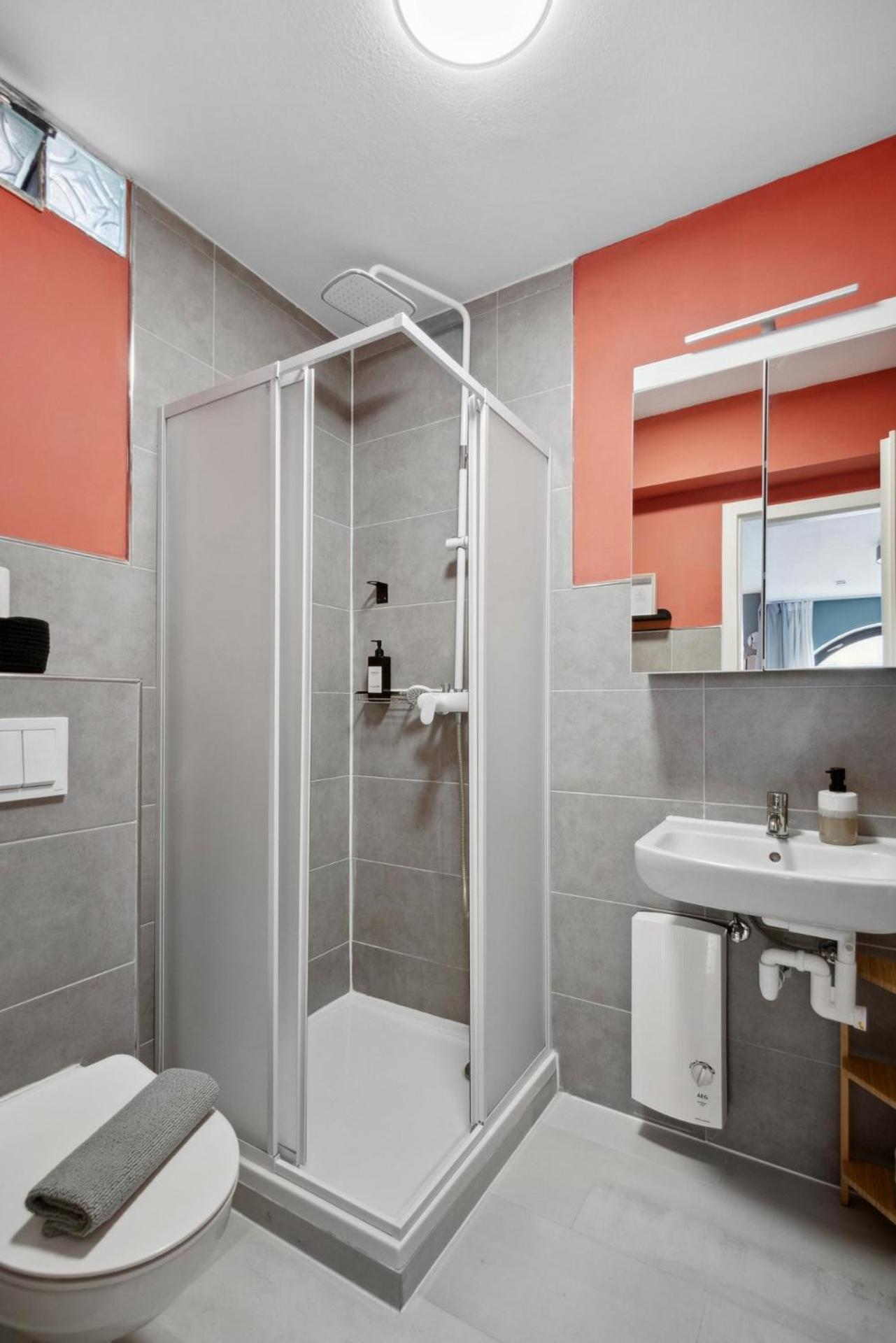 Gemuetliches & Modernes Apartment コブレンツ エクステリア 写真